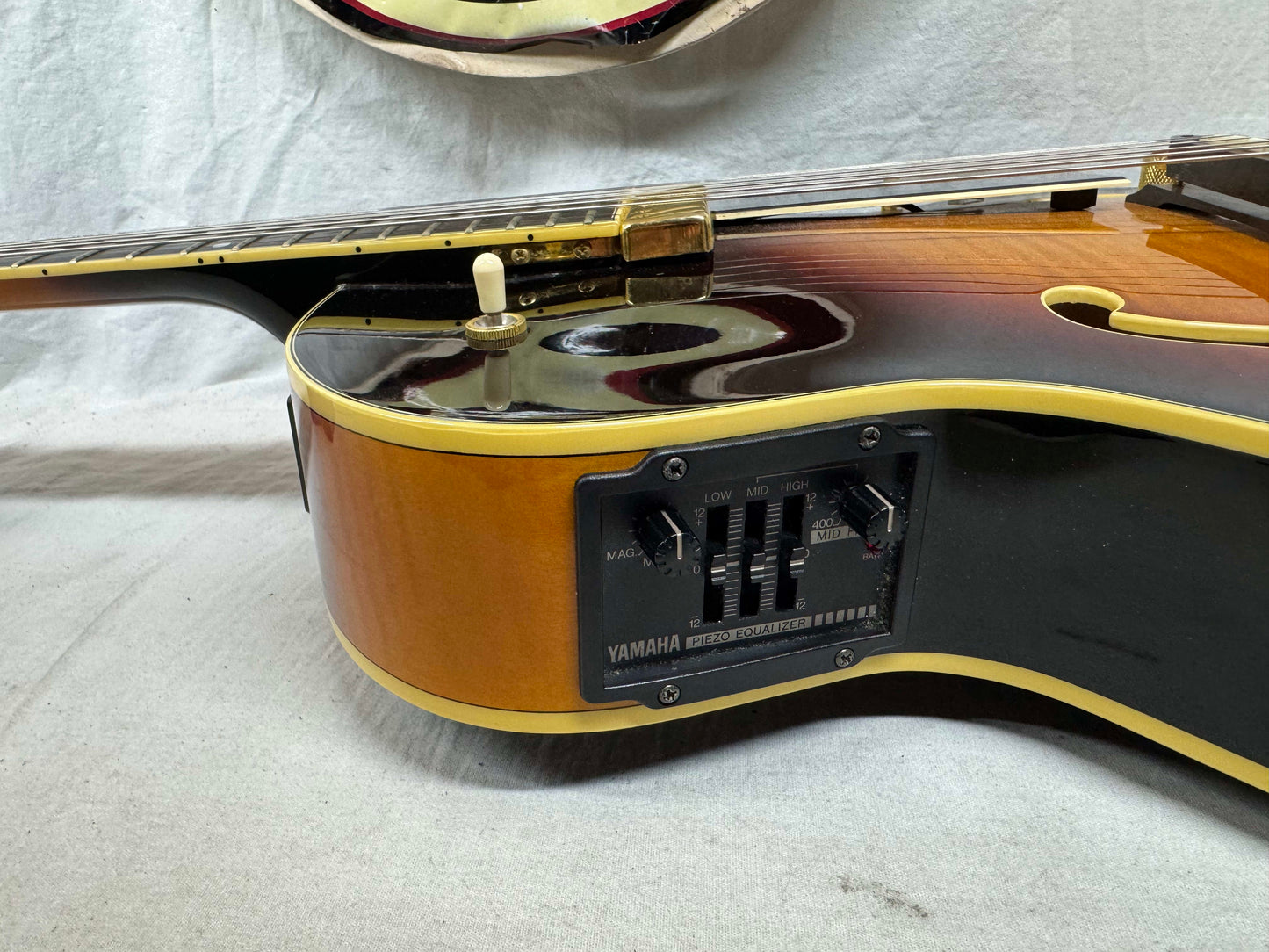 Yamaha AEX1500 aex 1500 Archtop Jazz Box Hollowbody Guitar with Case - MIJ Made In Japan