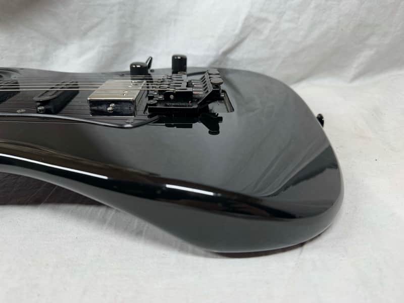 Charvel Ark Series AR-090-SSH Guitar with Case - MIJ Made In Japan - Image 17
