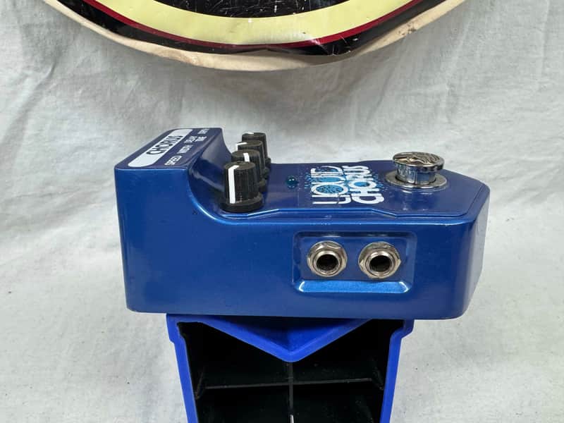 Visual Sound v2 Series Liquid Chorus & Echo Delay Pedal - Image 7