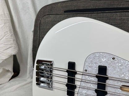 Cort Elrick NJS 4 njs4 4-string Bass with Gig Bag 2022 - White