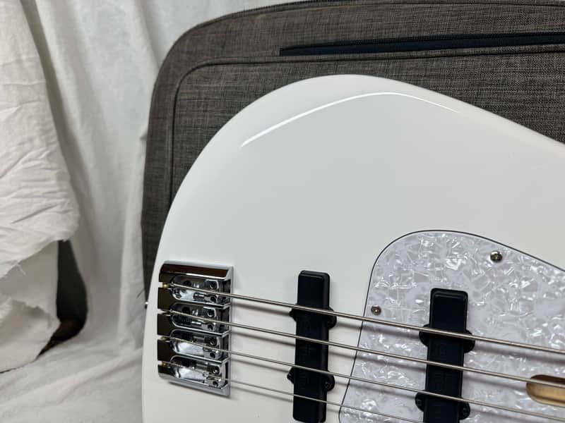 Cort Elrick NJS 4 njs4 4-string Bass with Gig Bag - Image 3