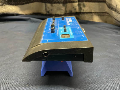 Boss TM-7 Guitar Monitor - missing battery cover - Image 4