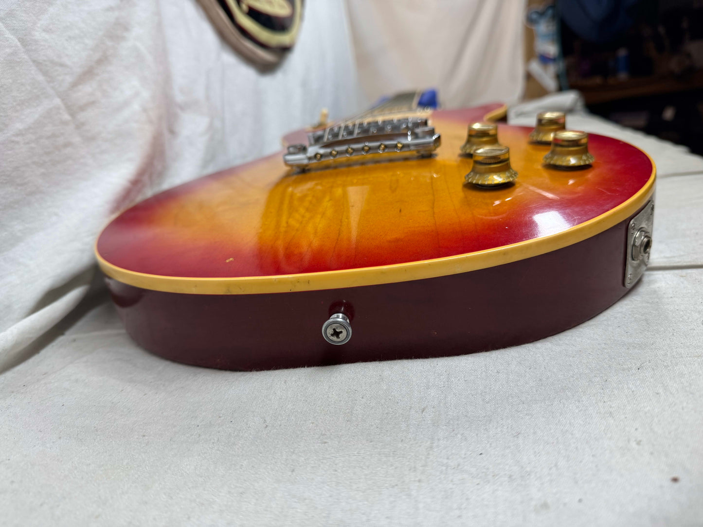 Gibson Les Paul Standard Guitar with Case 1978 - Cherry Sunburst