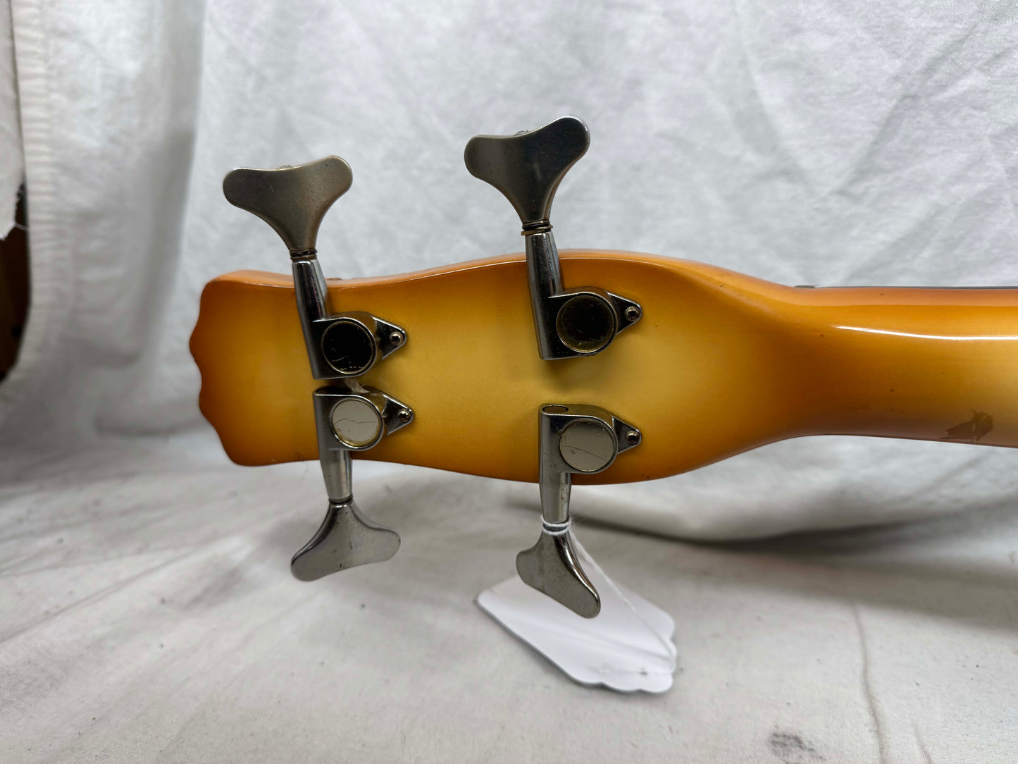Hondo II Professional Longhorn 4-string Bass with Case Vintage