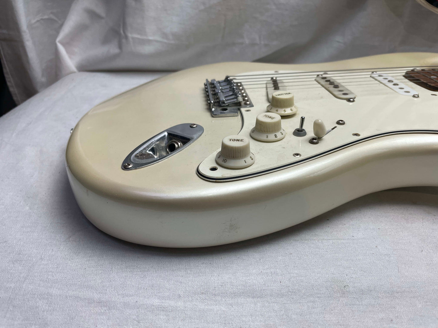 Hondo H76 h 76 S-Style Guitar 1986