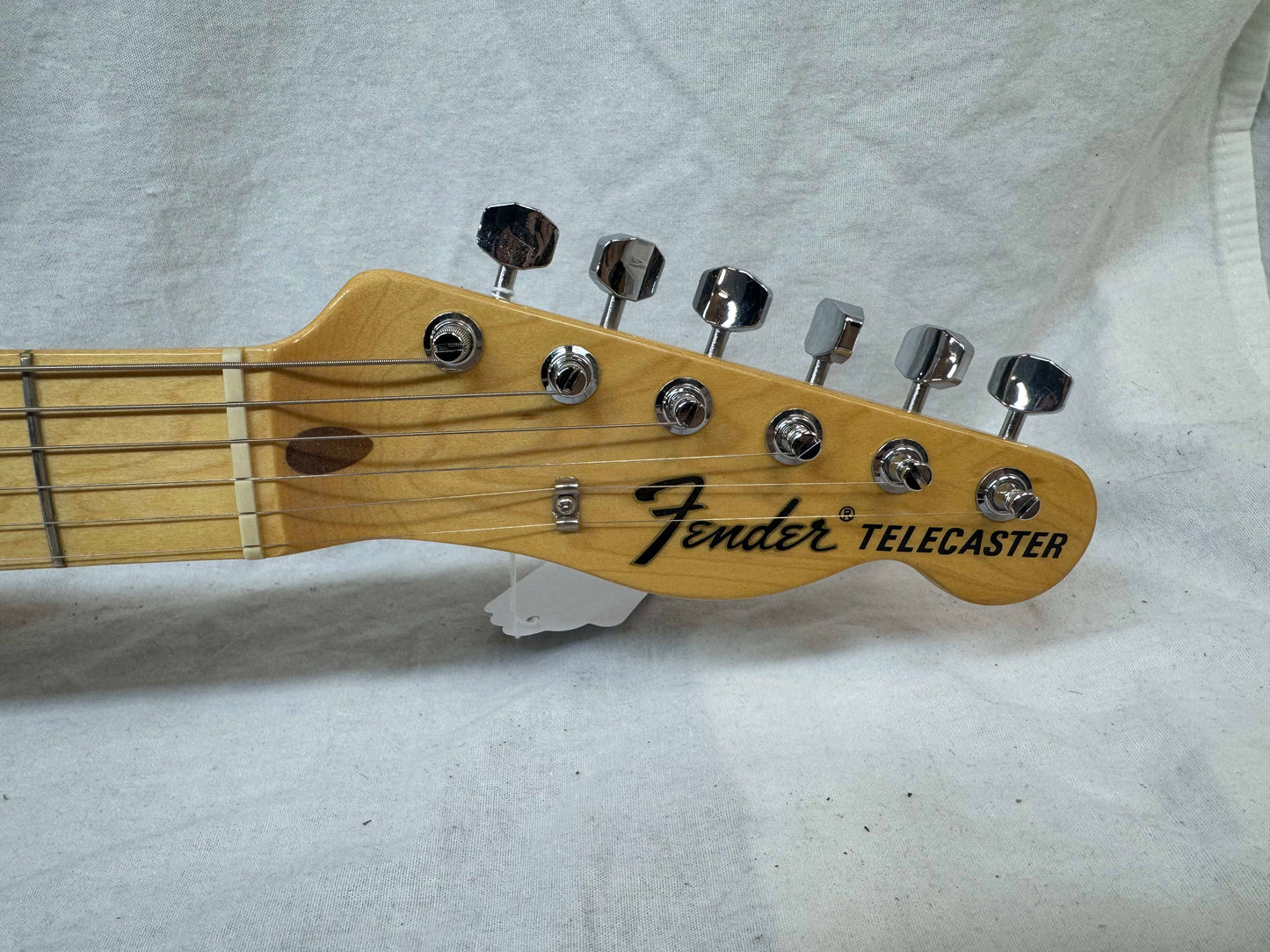 Fender Classic Series '69 Telecaster Thinline Guitar with Case 2009 - 3-Color Sunburst / Maple neck