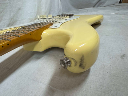 Fender Stratocaster Guitar with Case - CIJ mij Crafted In Japan 2002 - 2004