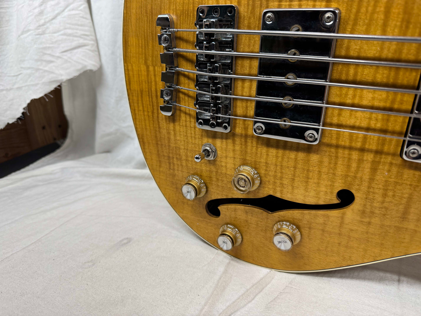 Warwick Star Bass II starbass 2 V 5-string Semi-Hollow Body Bass 2008 - Honey Violin Oil Finish