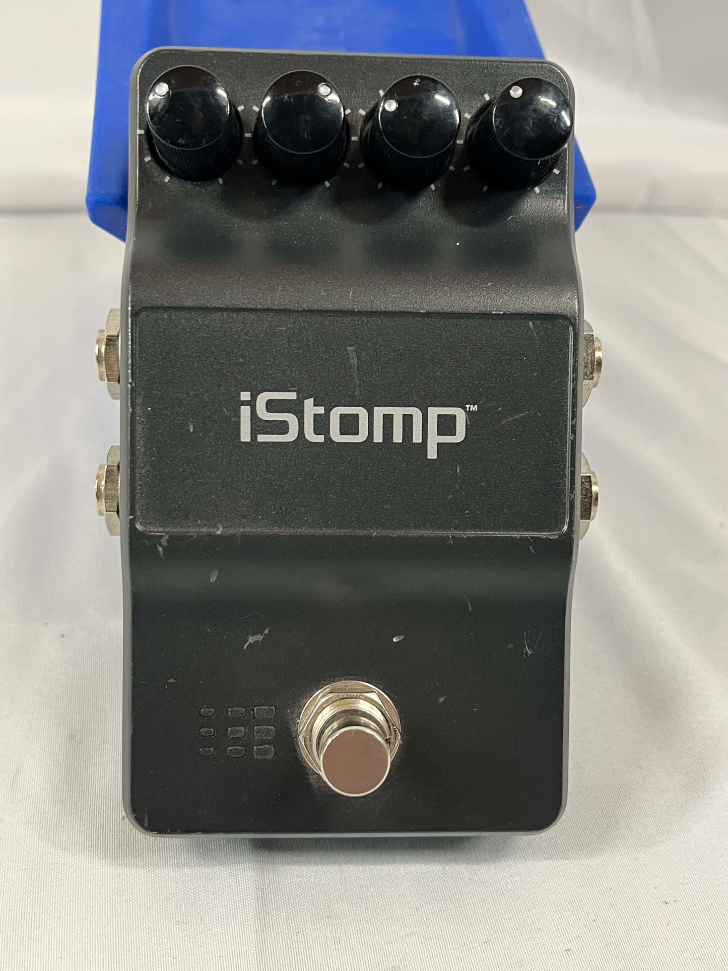 DigiTech iStomp Multi-Effects Pedal - downloadable tones via iOS library (for use with certain compatible iPhone / iPad models)