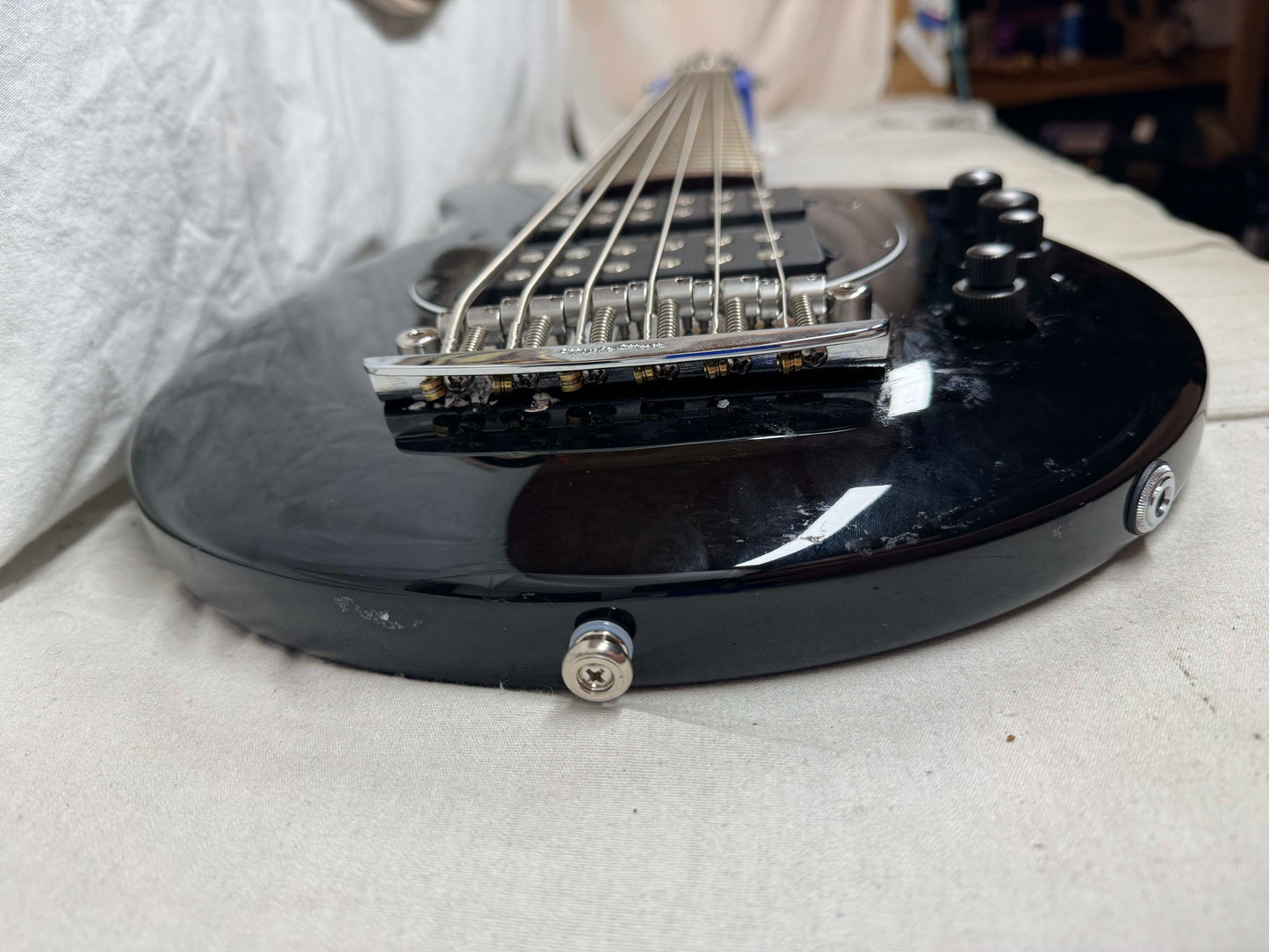 Ernie Ball Music Man Bongo 6 HH 6-string Bass with Case 2014 - Black
