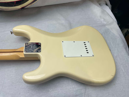 Fender American Standard Stratocaster Guitar with Lace Sensor pickups + Case 2005 - Buttercream or Honey Blonde or Yellow White / Maple neck