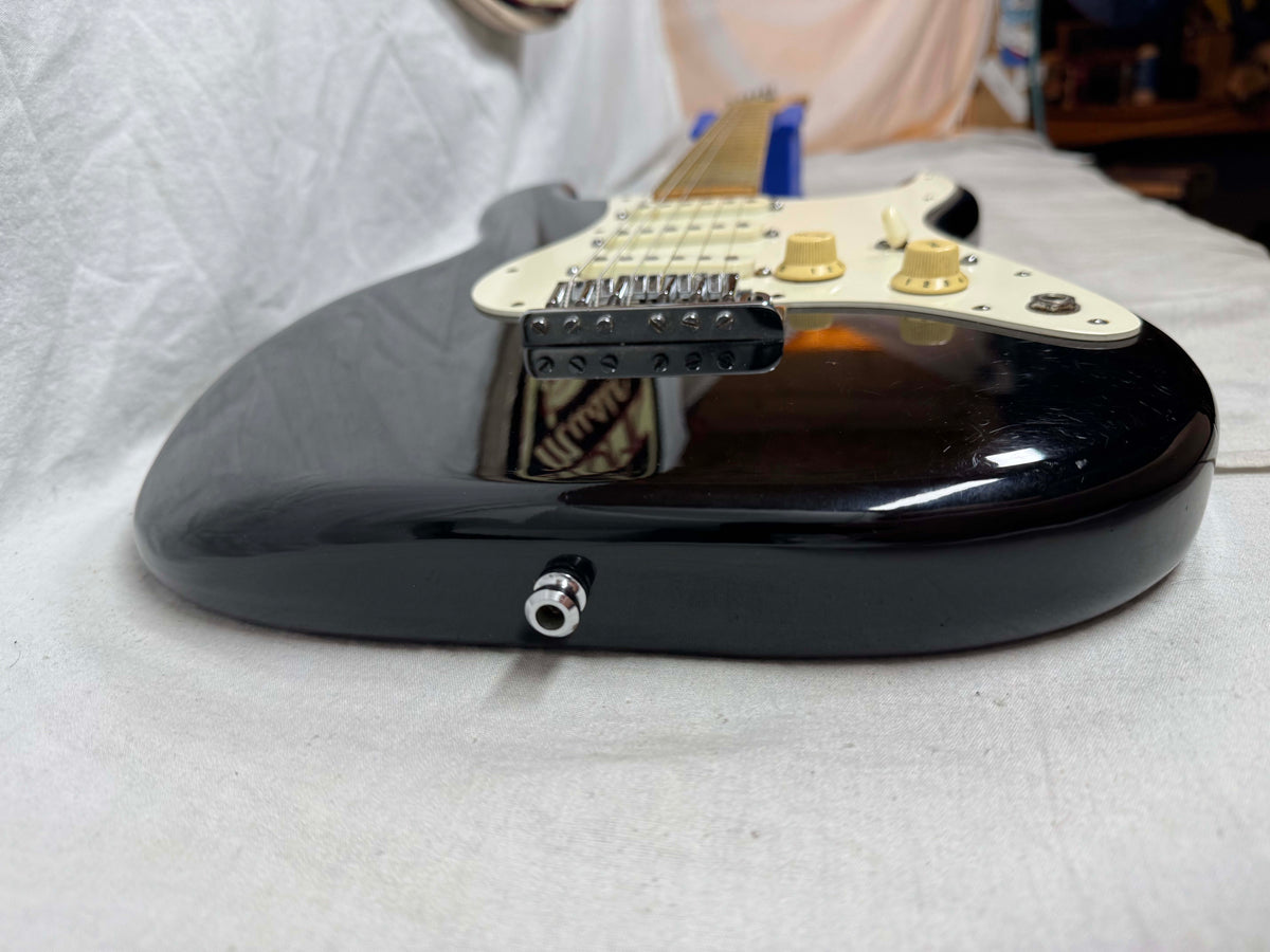 Fender USA Dan Smith era Stratocaster Guitar with Case 1983 - Black / Maple neck