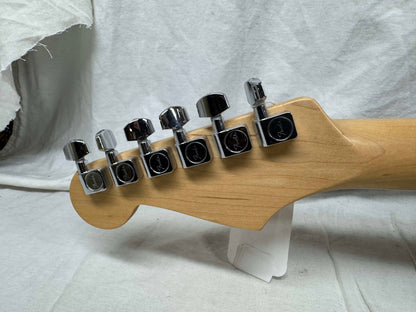 Fender Stratocaster HSS Guitar - Upgraded Electronics / Pickups - MIM Mexico 2004 - 3-Color Sunburst / Maple neck