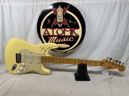 Fender Yngwie Malmsteen Signature Stratocaster Guitar with Case - signed! 1992 - Vintage White / Maple neck
