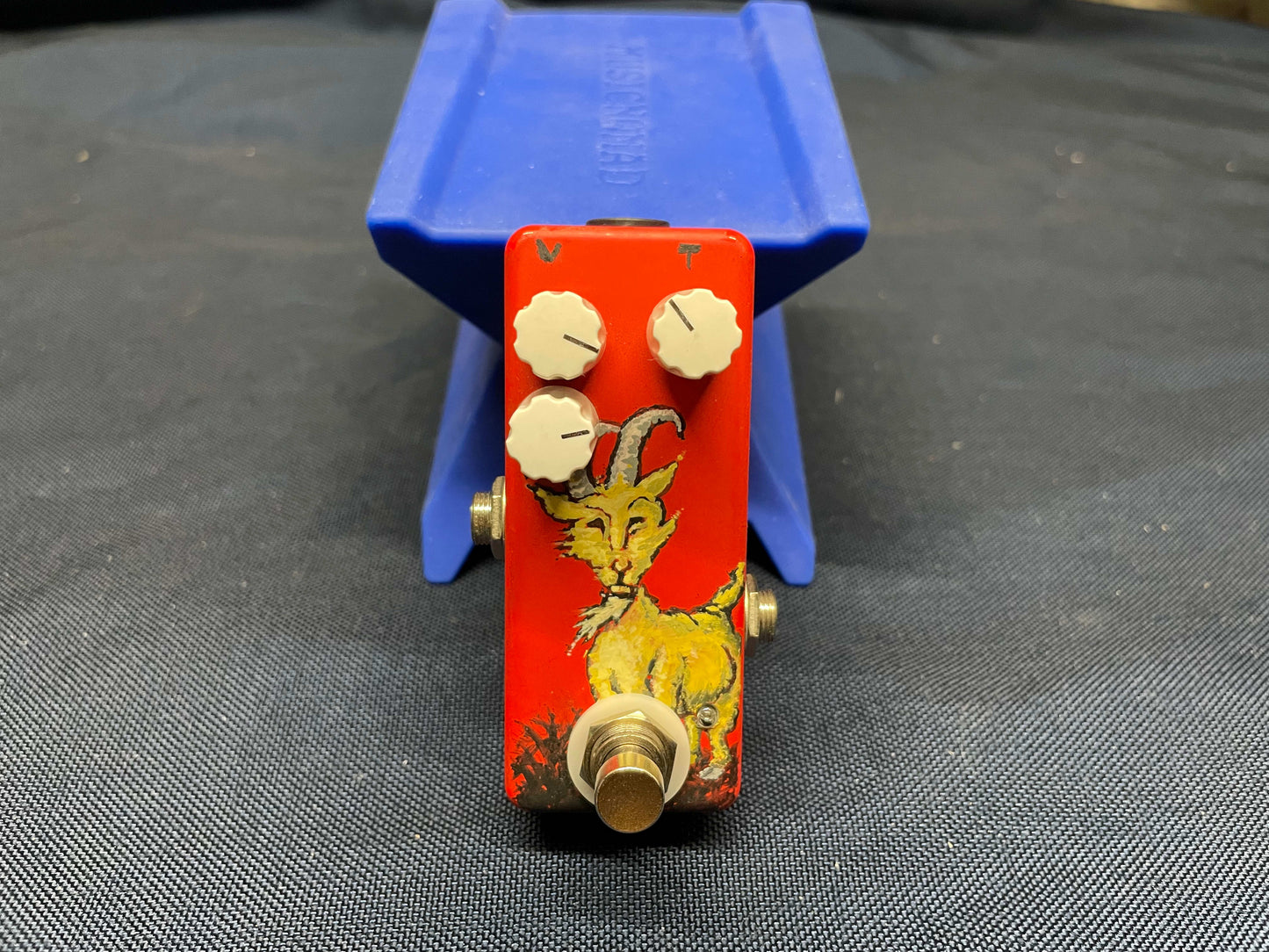 Luck Duck Gruff Fuzz Pedal