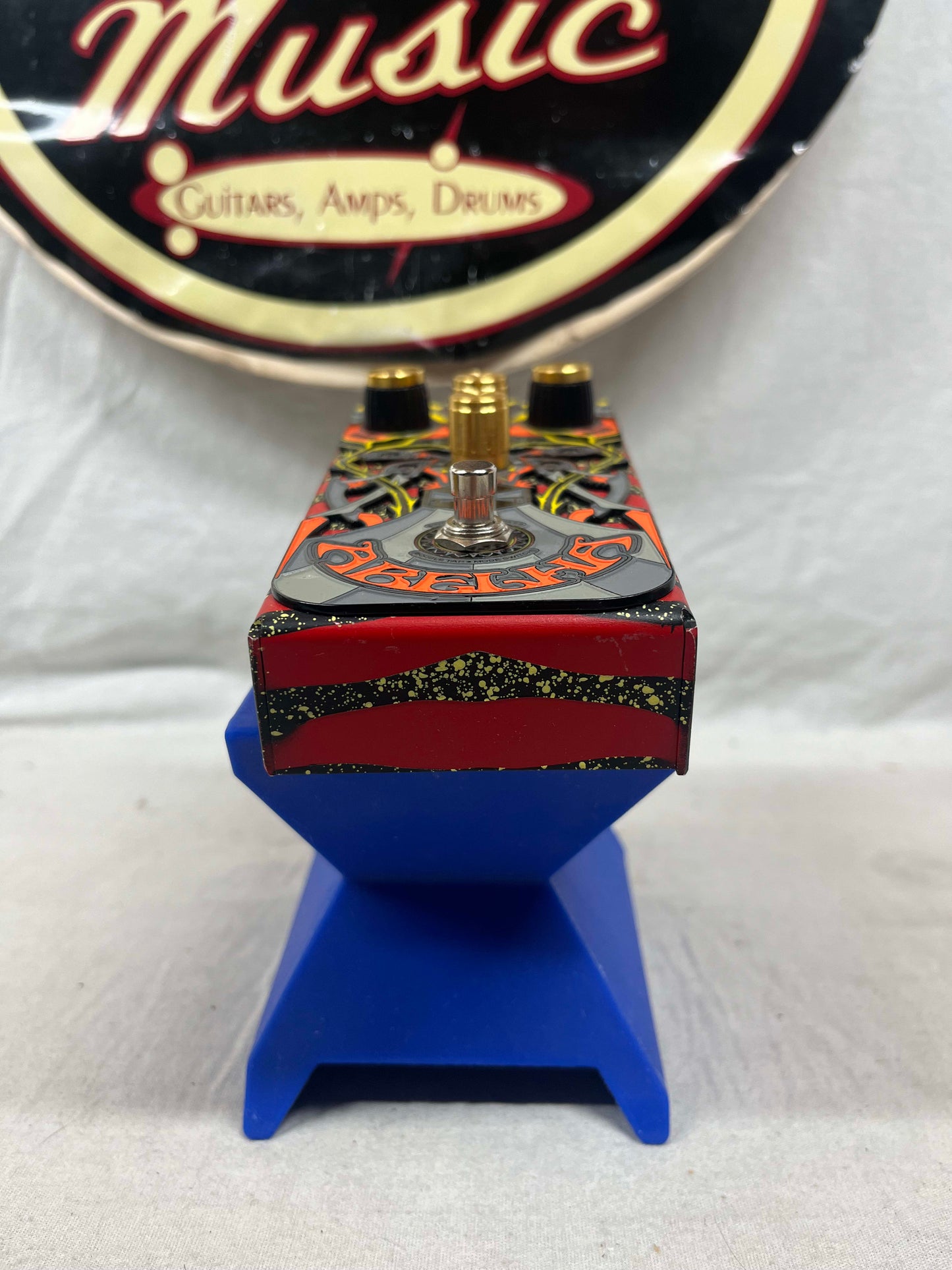 Beetronics Custom Shop Abelha Tropical Fuzz Pedal with Box