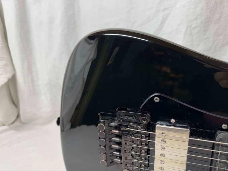Charvel Ark Series AR-090-SSH Guitar with Case - MIJ Made In Japan - Image 4