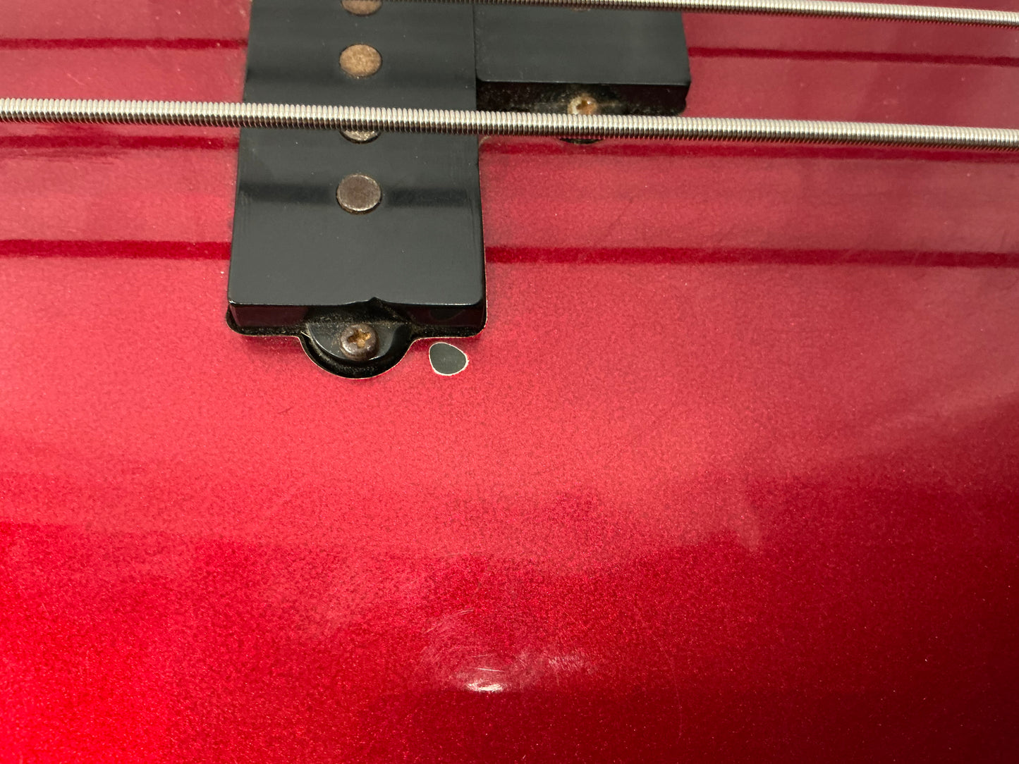 Kramer Striker 700ST Bass Guitar - Red MISSING NECK STRAP STUD