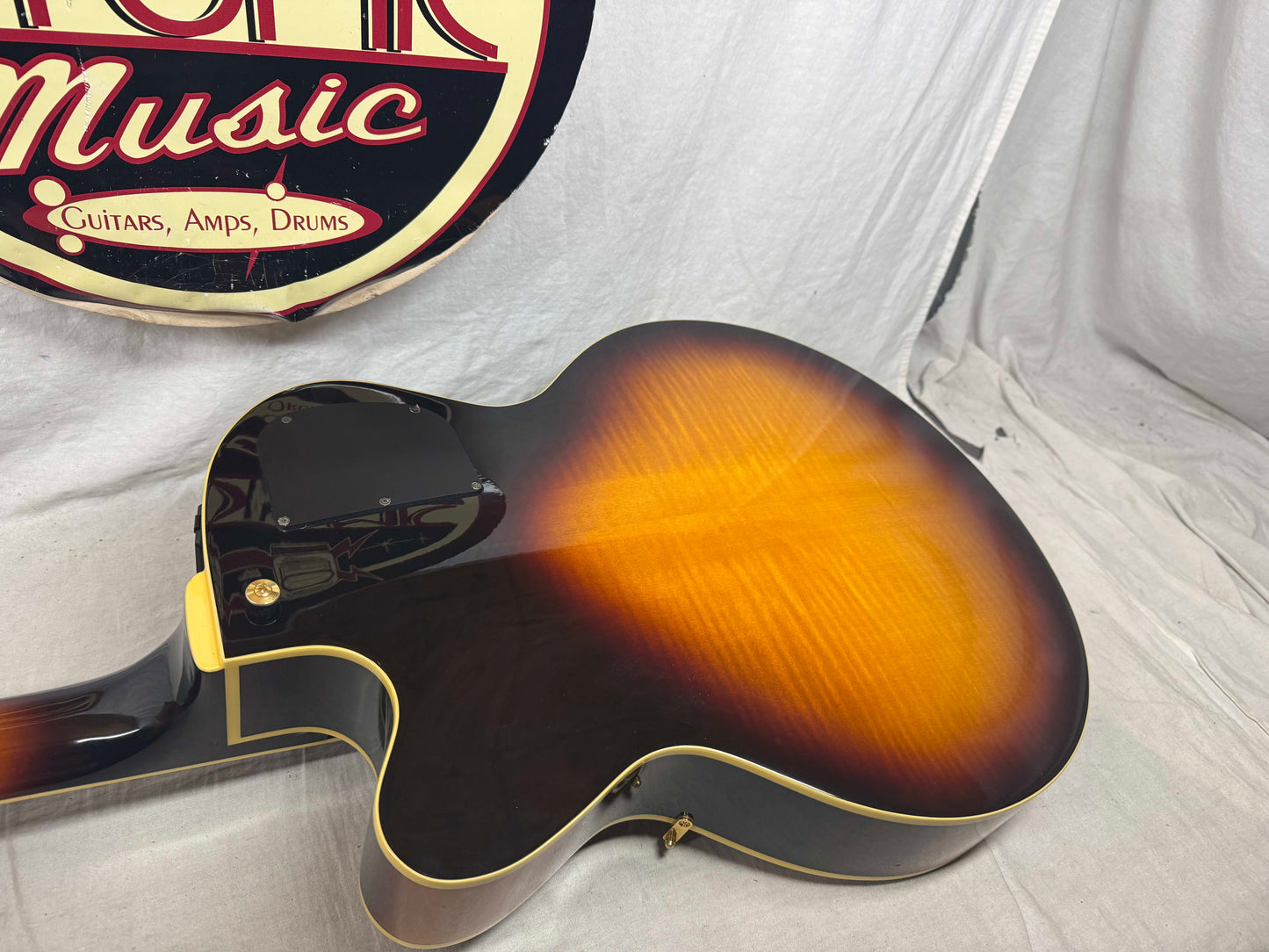 Yamaha AEX1500 aex 1500 Archtop Jazz Box Hollowbody Guitar with Case - MIJ Made In Japan