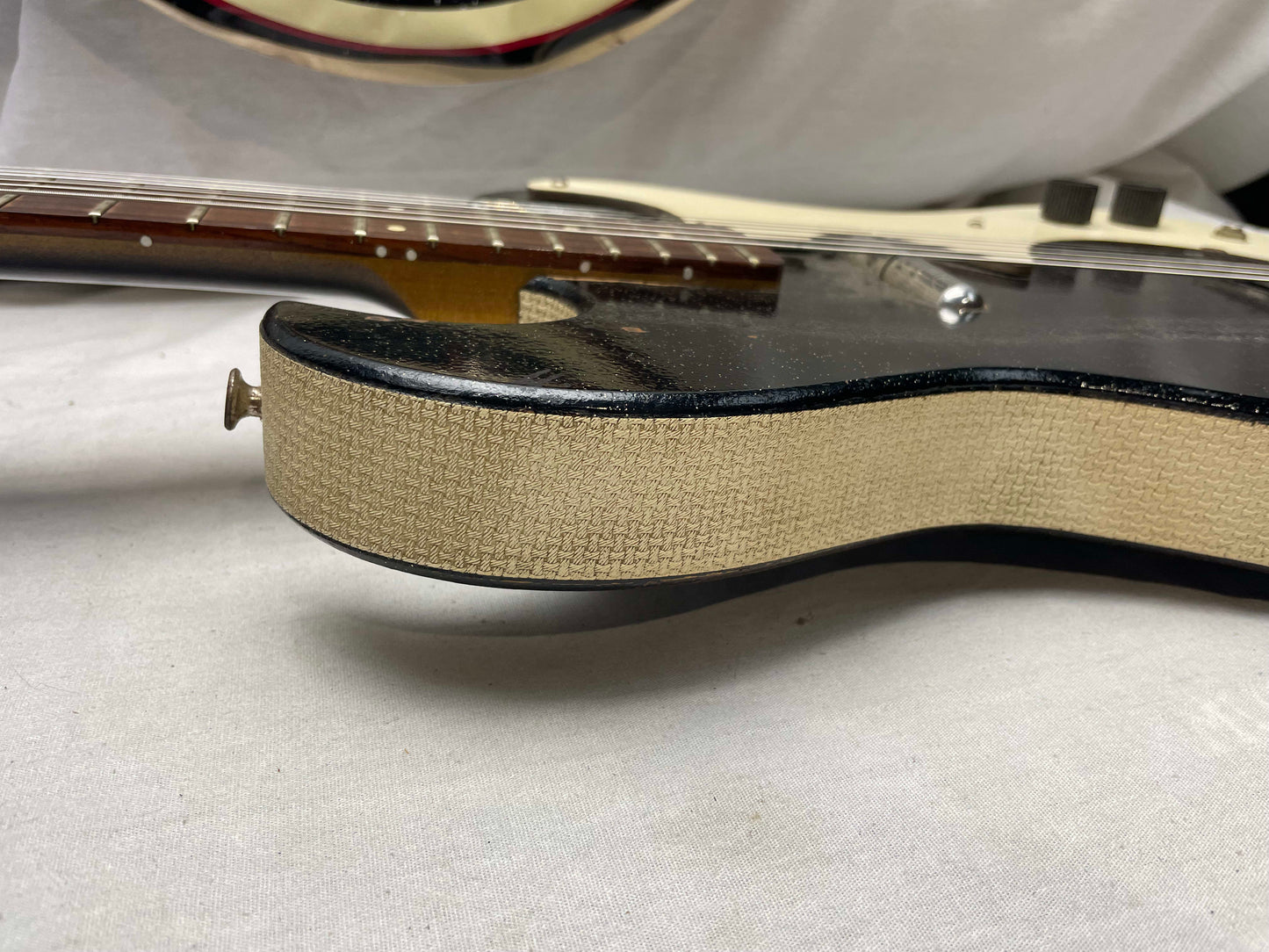 Silvertone 1448 Guitar with Tube Amp in Case Vintage - - Local Pickup Only