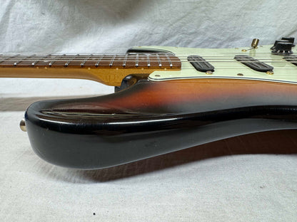 Fender USA SRV Stevie Ray Vaughan Signature Stratocaster Guitar with DiMarzio Hot Rails pickups + Case 1994 - 3-Color Sunburst / Pau Ferro fingerboard