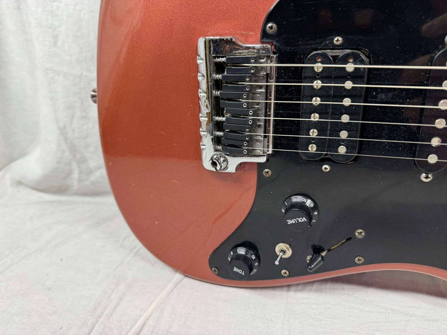 Fender E Series Deluxe Stratocaster HSS Guitar with S1 Tremolo - MIJ Made In Japan 1984 - 1987