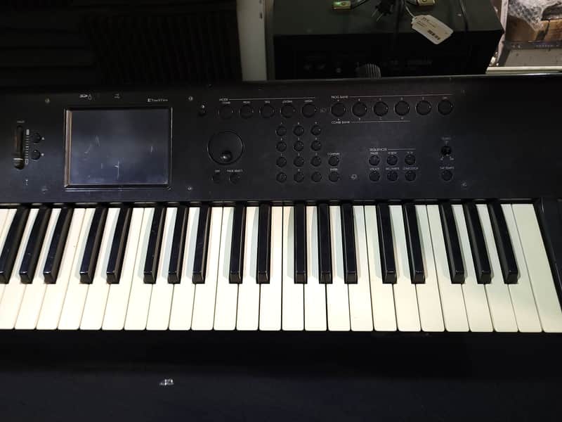 Korg M50 61-Key Music Workstation Keyboard - Image 3
