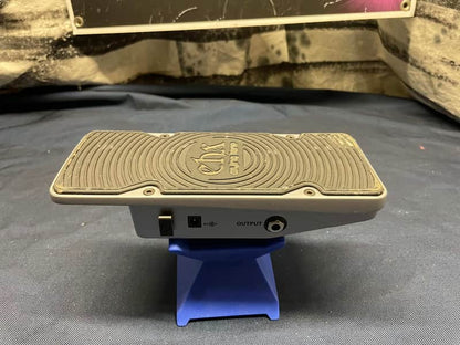 Electro-Harmonix EHX Next Step Series Crying Tone Wah Pedal - Image 6