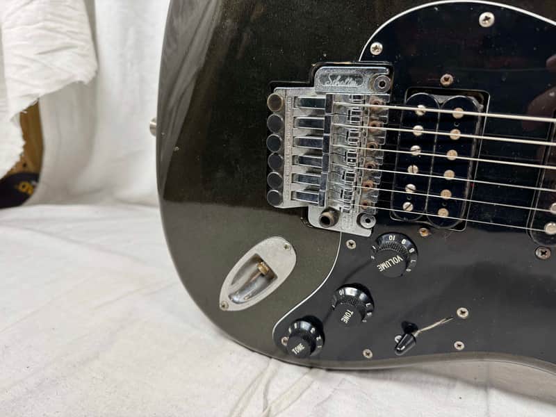 Fender Stratocaster HSS Guitar - MIJ Made In Japan - Image 4