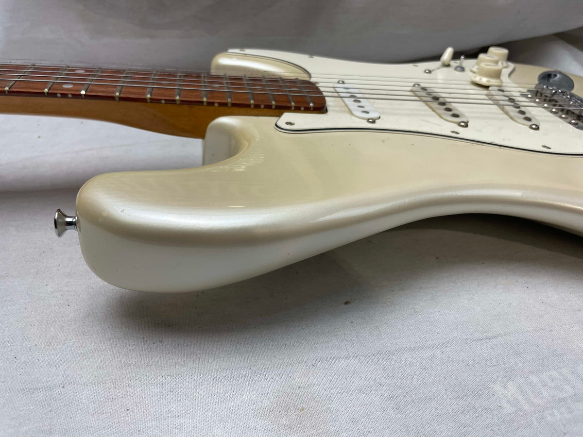 Hondo H76 h 76 S-Style Guitar 1986