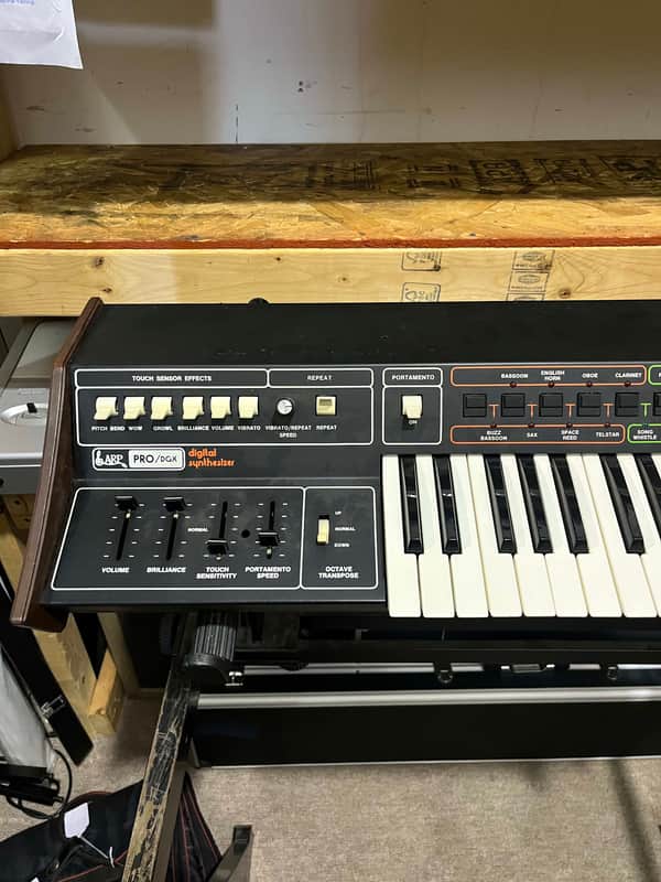 ARP PRO/DGX pro / dgx Digital Synthesizer Keyboard - Image 2