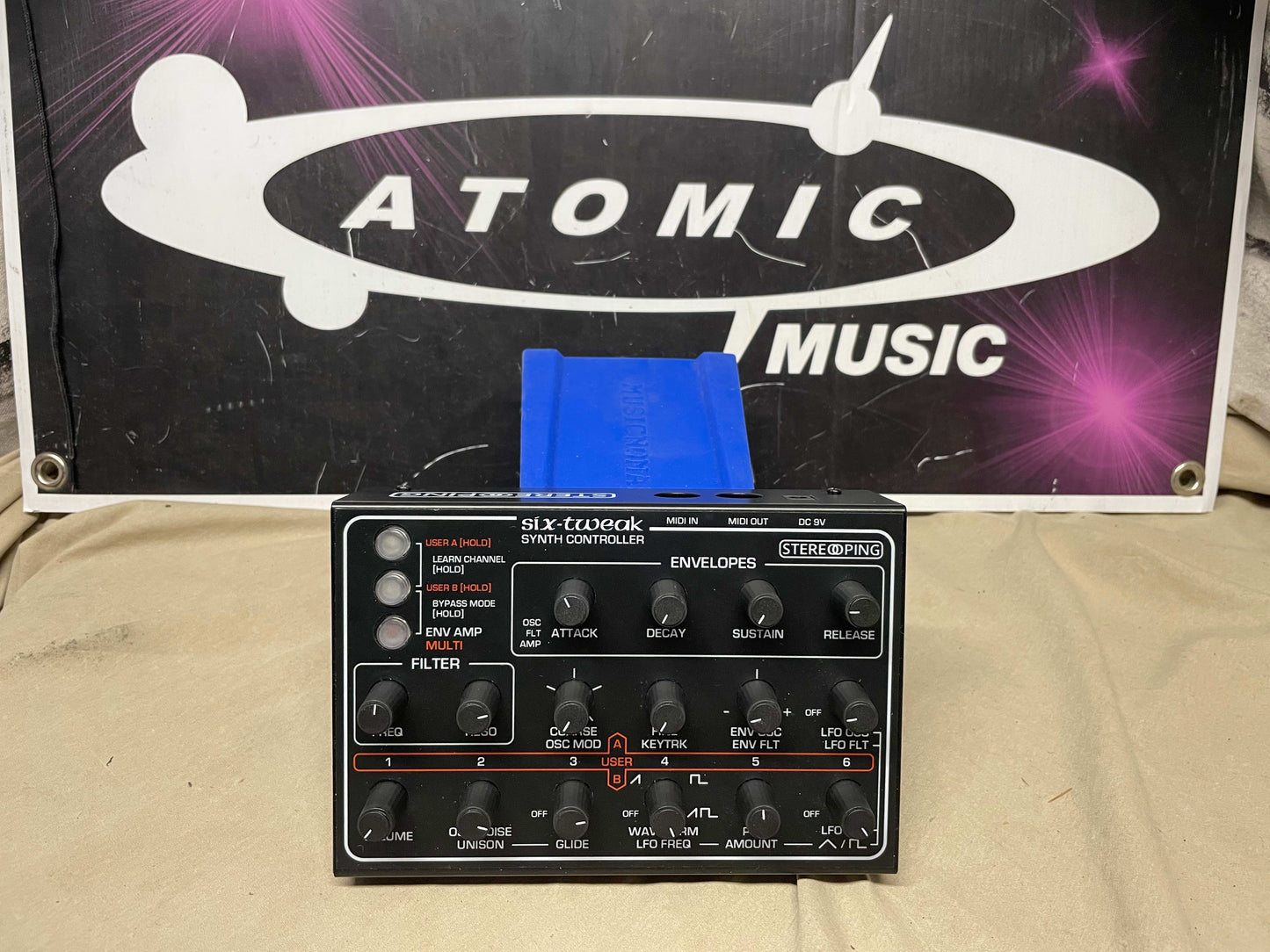 Stereoping CE-1 Six-Tweak Synthesizer MIDI Controller for Sequential Circuits SCI Six Trak 2015