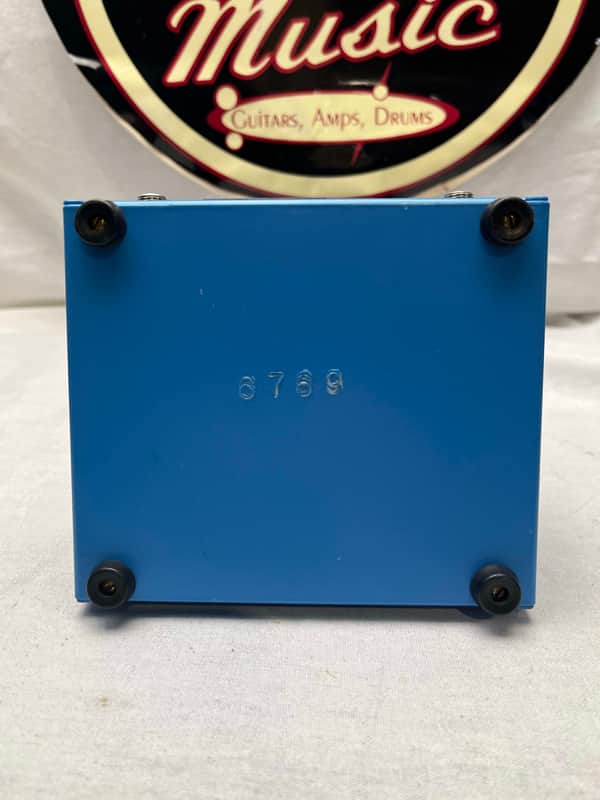 Keeley Electronics - Legendary Tones and Robert Keeley - Time Machine Boost - Dual Mode Boost Preamplifier Preamp Pedal - Image 7