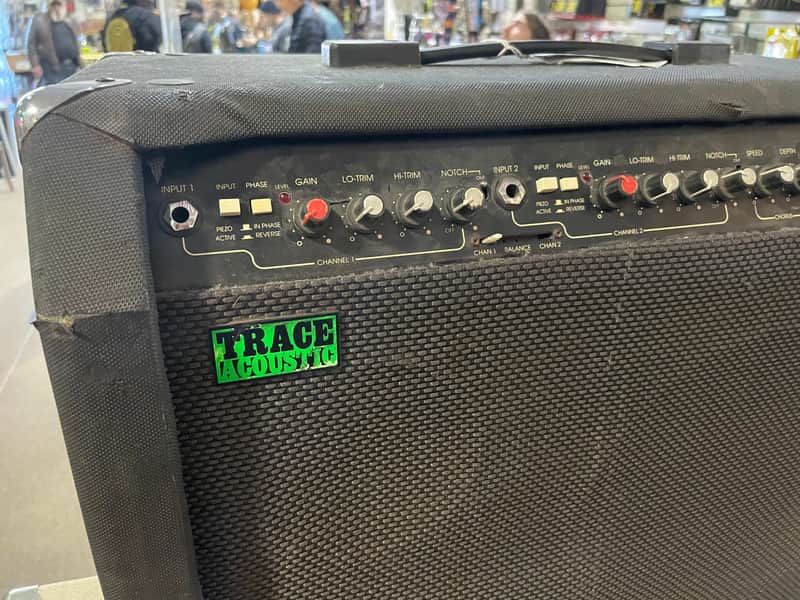 Trace Elliot Trace Acoustic TA70CR Acoustic Guitar Combo Amplifier - Image 2