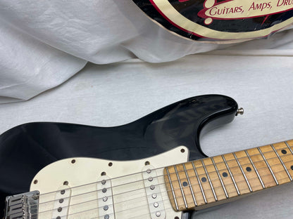 Fender American Standard Stratocaster Guitar 1993 - Black / Maple neck