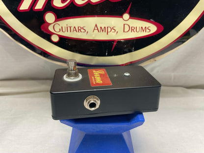 Leona Amplification Cornbread Buffer Pedal
