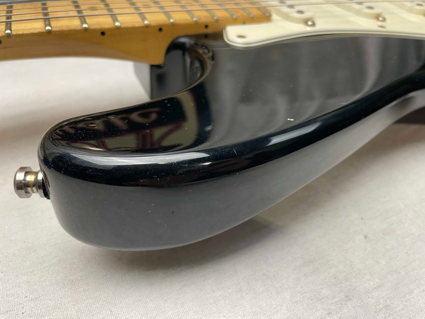 Fender American Standard Stratocaster Guitar 1993 - Black / Maple neck