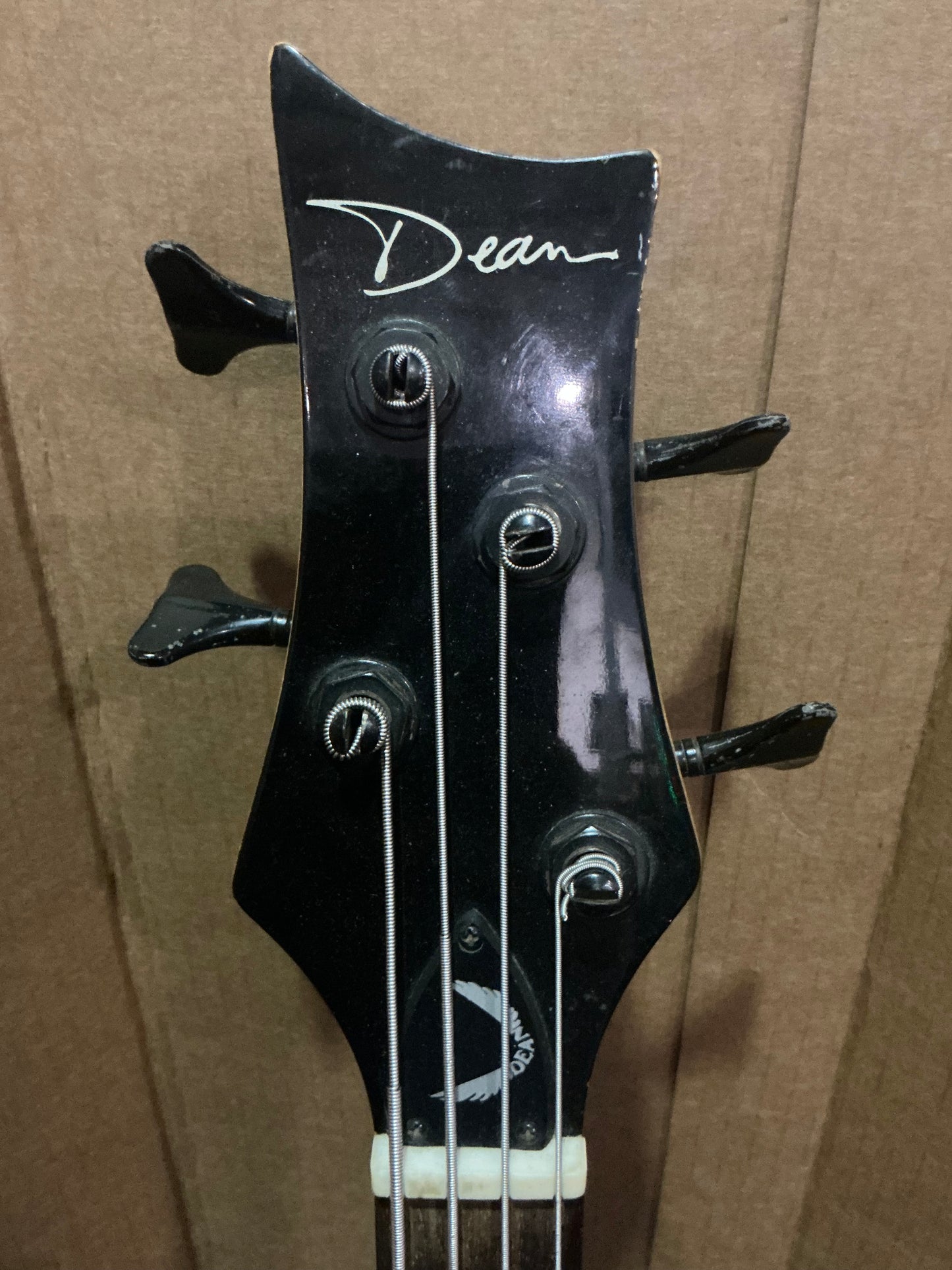Dean Edge 09 Bass Guitar