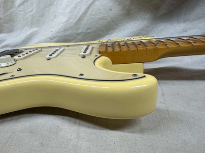 Fender Yngwie Malmsteen Signature Stratocaster Guitar with Case - signed! 1992 - Vintage White / Maple neck