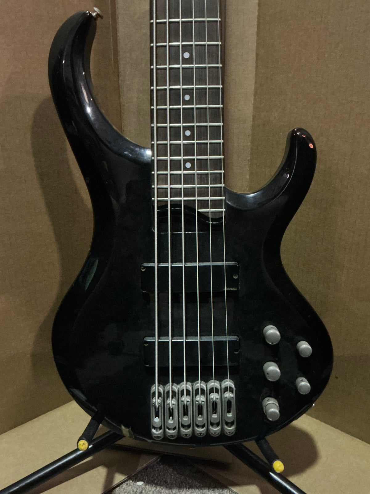 Ibanez BTB406QM 6-String Bass Guitar
