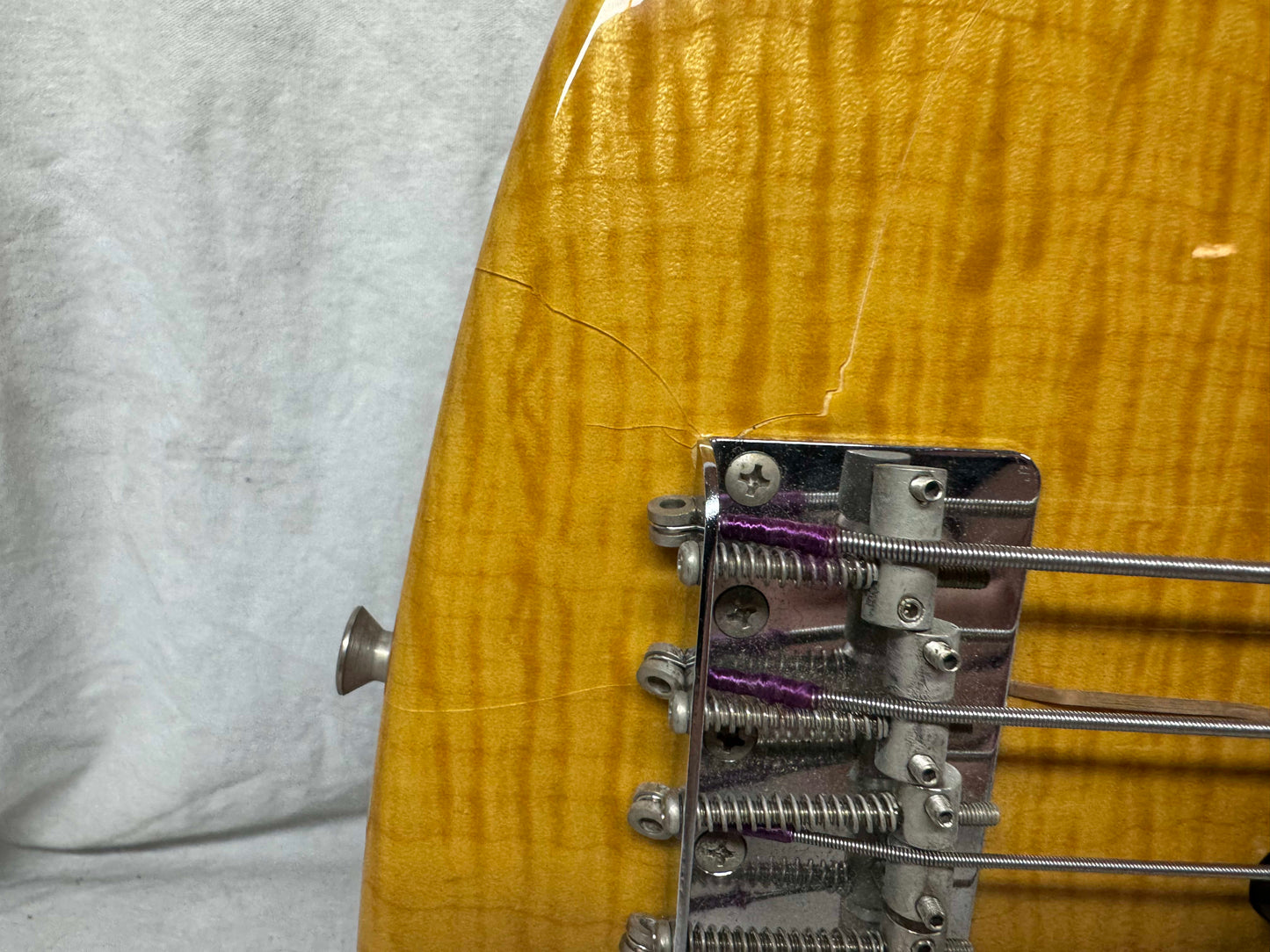 Fender Jazz Bass 4-string J-Bass - photo - Foto Flame - MIJ Made In Japan 1994 - 1995