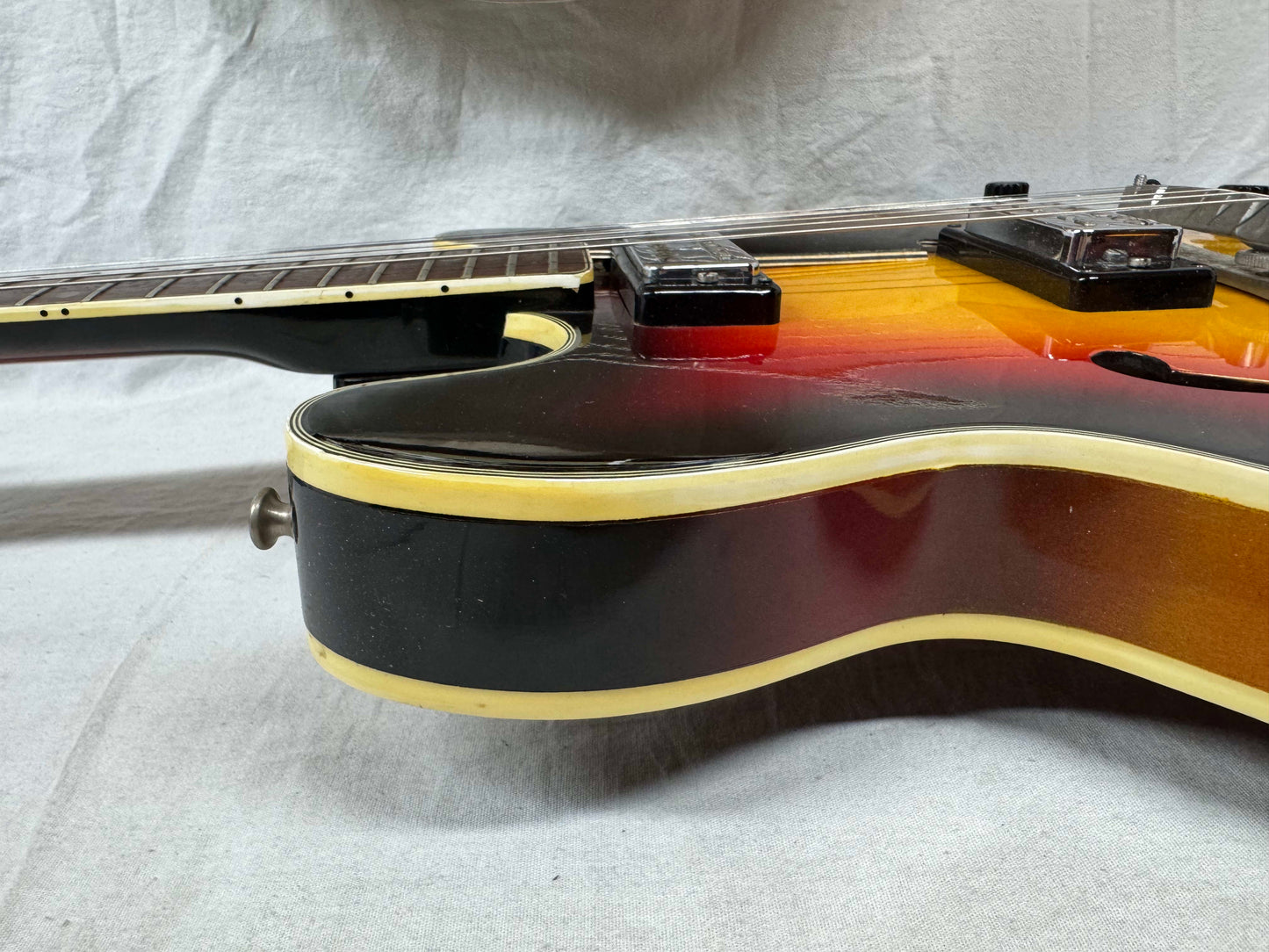 Kapa Model 500 Semi-Hollowbody Double Cutaway Guitar