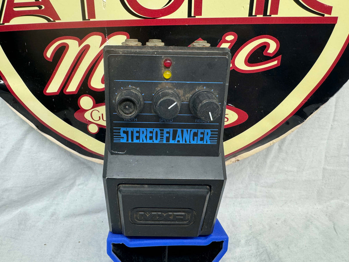 MXR M-203 M203 Stereo Flanger Pedal