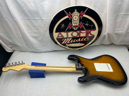 Fender Buddy Guy Stratocaster Guitar with Case 1999 - 2-Color Sunburst / Maple fingerboard