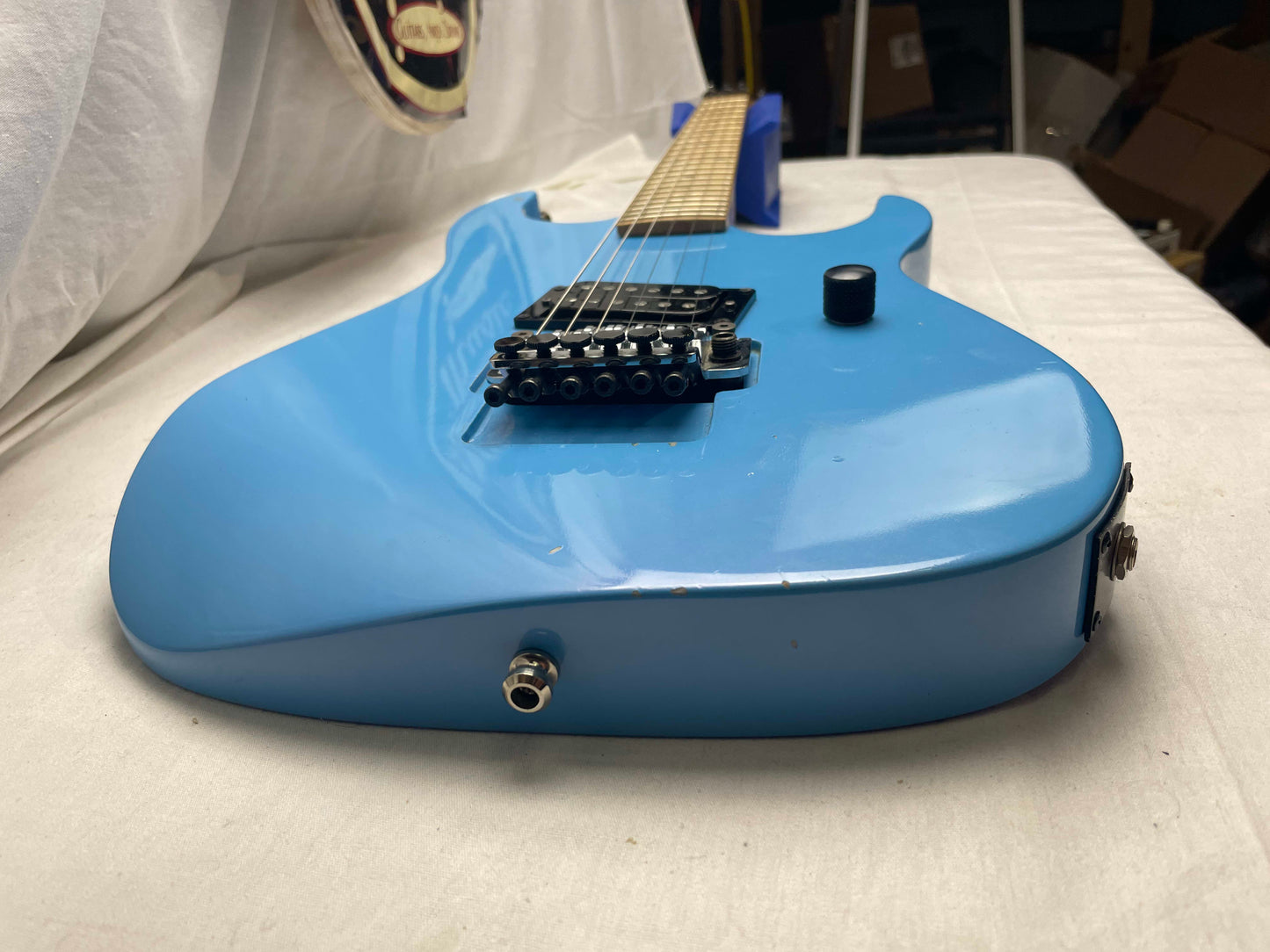 B.C. Rich bc USA Gunslinger Guitar with Case 1980s - Refinished