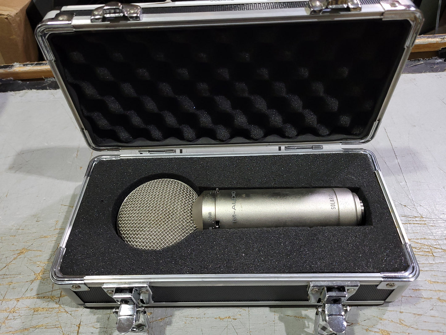M-Audio Solaris Large-Diaphragm Multi-Pattern Condenser Mic