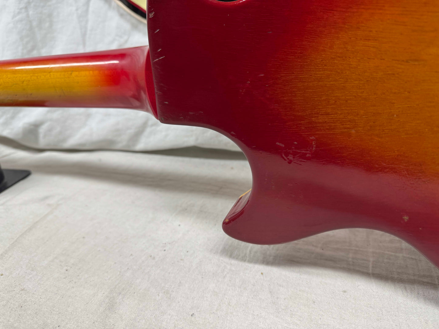 Gibson Les Paul Standard Guitar with Case 1978 - Cherry Sunburst