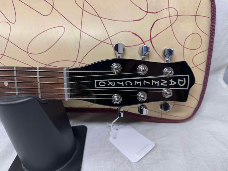 Danelectro '56 U2 Pro Guitar with Gig Bag - Image 6