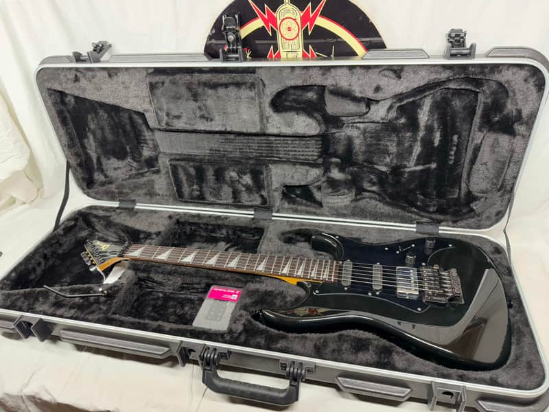 Charvel Ark Series AR-090-SSH Guitar with Case - MIJ Made In Japan