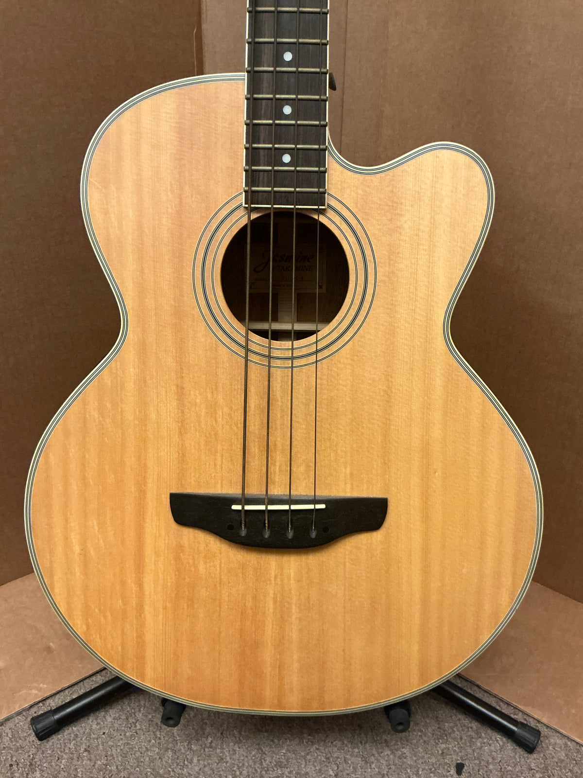 Jasmine ESI00C-4 Acoustic Bass Guitar